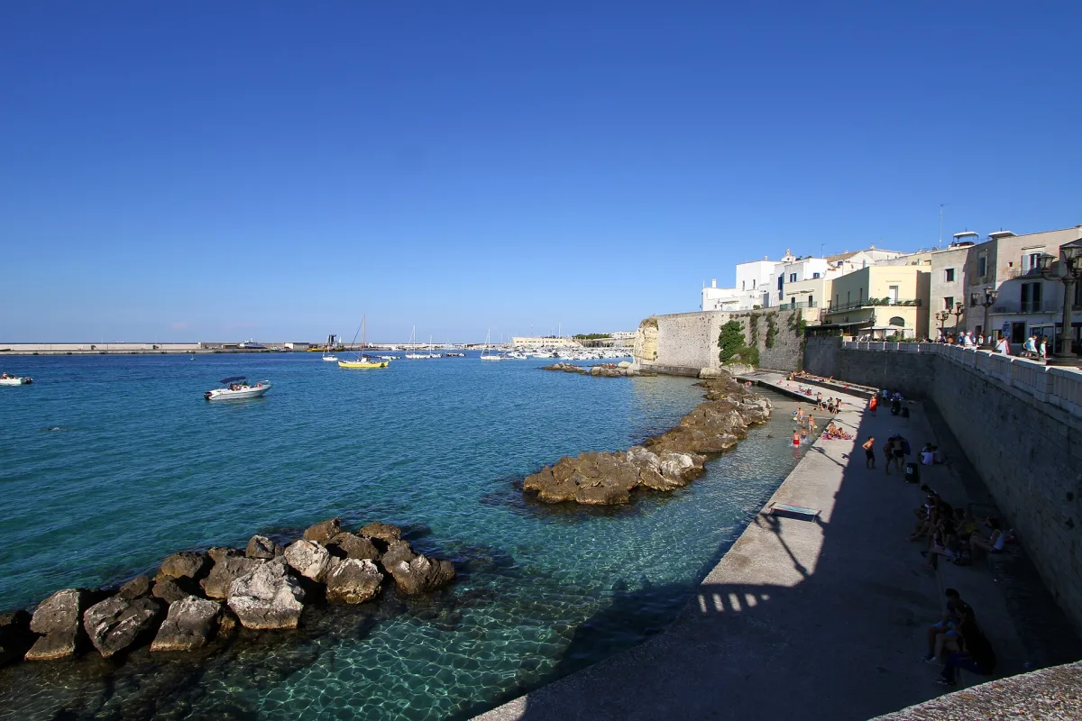 Passeggiata nel centro storico di Otranto: cosa vedere